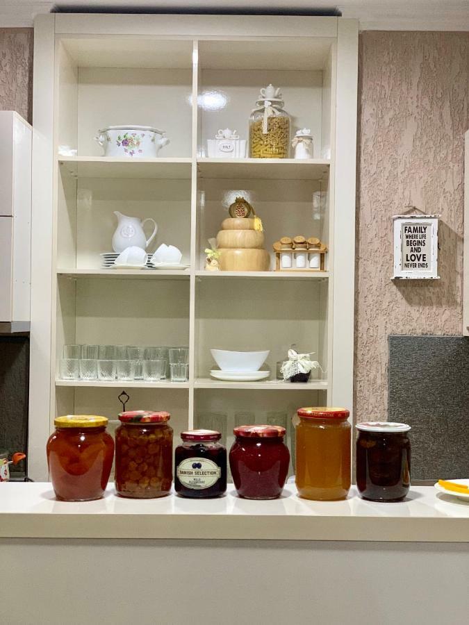 Pomegranate Hotel 쿠타이시 외부 사진