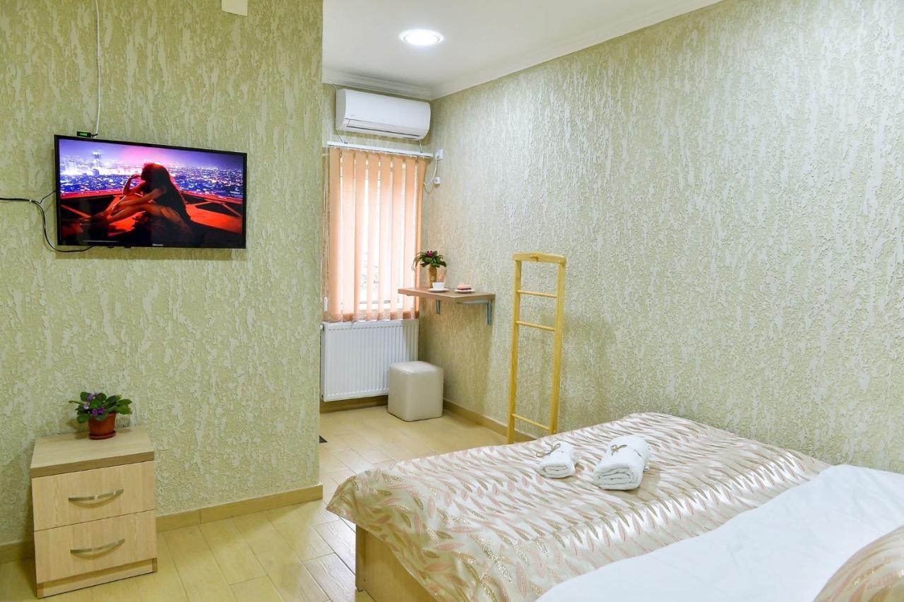 Pomegranate Hotel 쿠타이시 외부 사진